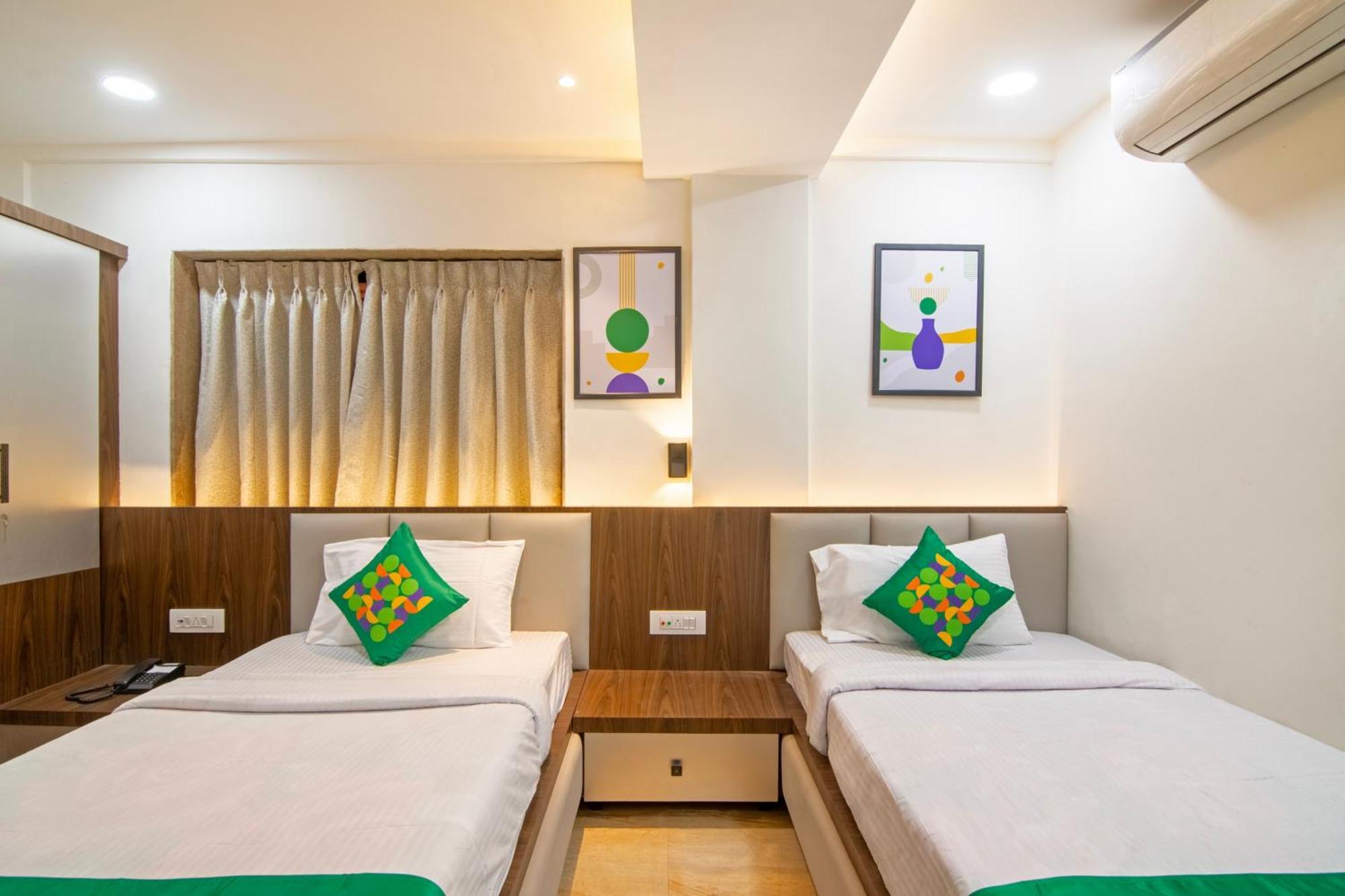 Treebo Petals Banquet & Suites - Kolkata Eksteriør bilde