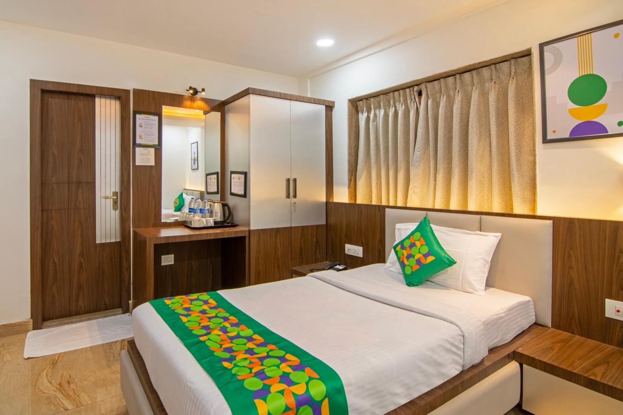Treebo Petals Banquet & Suites - Kolkata Eksteriør bilde